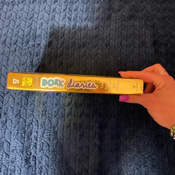 Must Bundle For $3 Deal! Dork Diaries Tales from a Not-So Glam TV Star - Picture 3 of 3